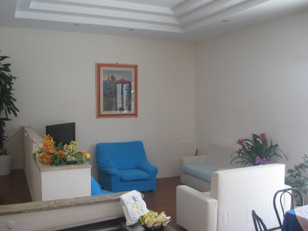 Hotel Cosmopolita Rimini Exterior photo